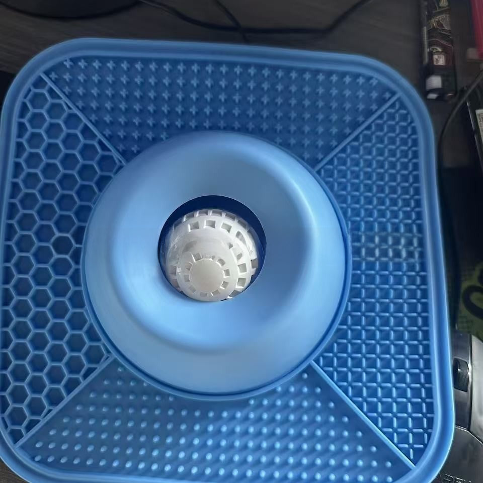 SlowDown Silicone Dog Feeder Bowl